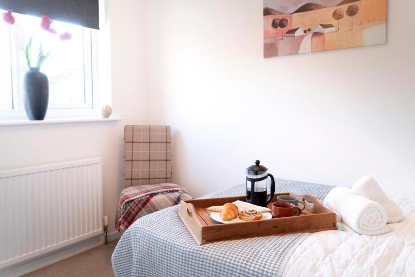 Modern 2 Bed House Close To Village Centre Kidlington Bagian luar foto